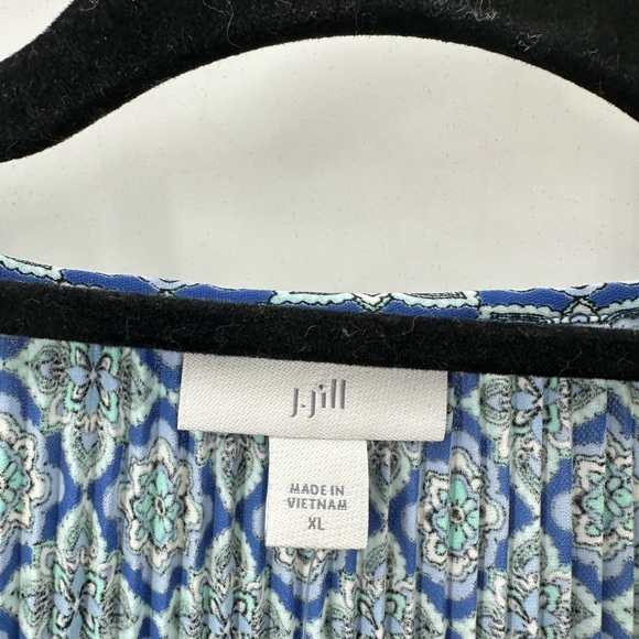 J. Jill Blue Patterned Blouse - Picture 3 of 15